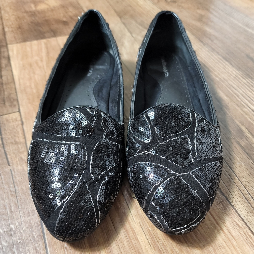G.H. Bass & Co Geneva I Women Slip On Loafers Size 8.5 Black Sequins